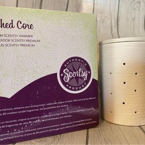 Scentsy Warmer; New in box